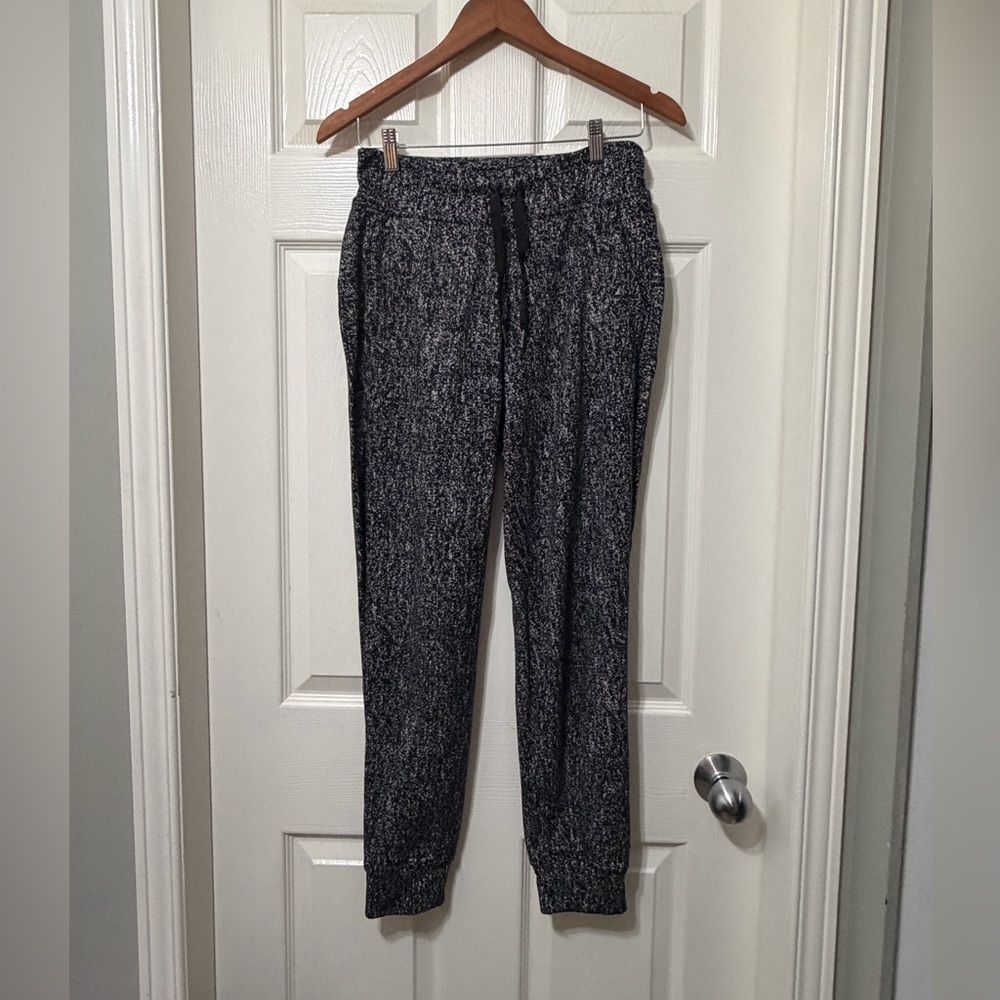 Lululemon ready to rulu stretchy jogger pant size 4 euc